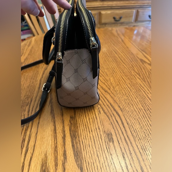 Nine West Purse - Picture 3 of 8